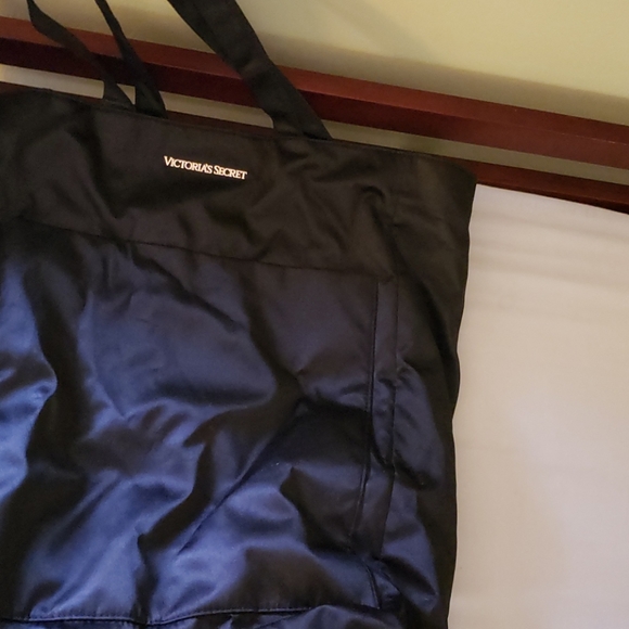 COPY - Classic Black Tote - Picture 2 of 4
